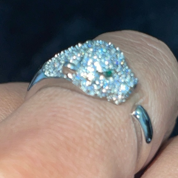 White gold Diamond Custom made from dubai! A head turner diamond ring! Best gift